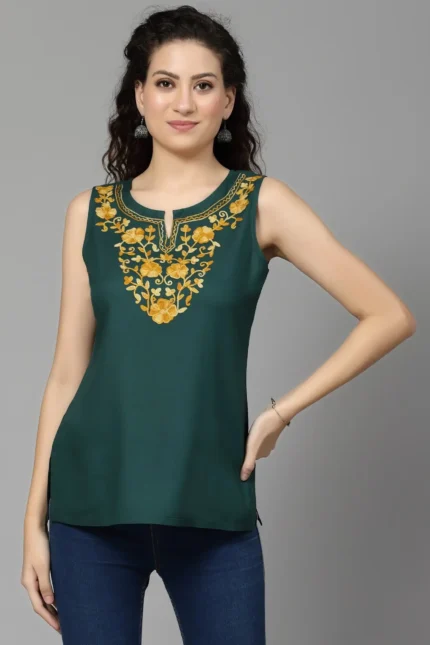 Nadia Green Sleeveless Short Kurti