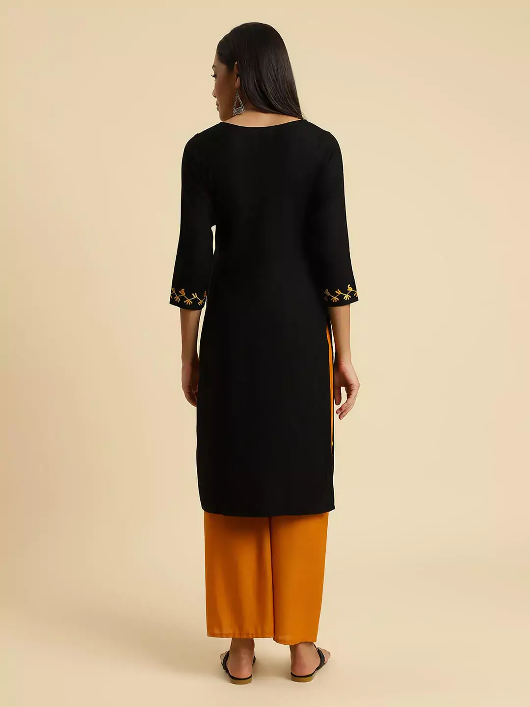 Kashmiri Black Kurti - Image 3
