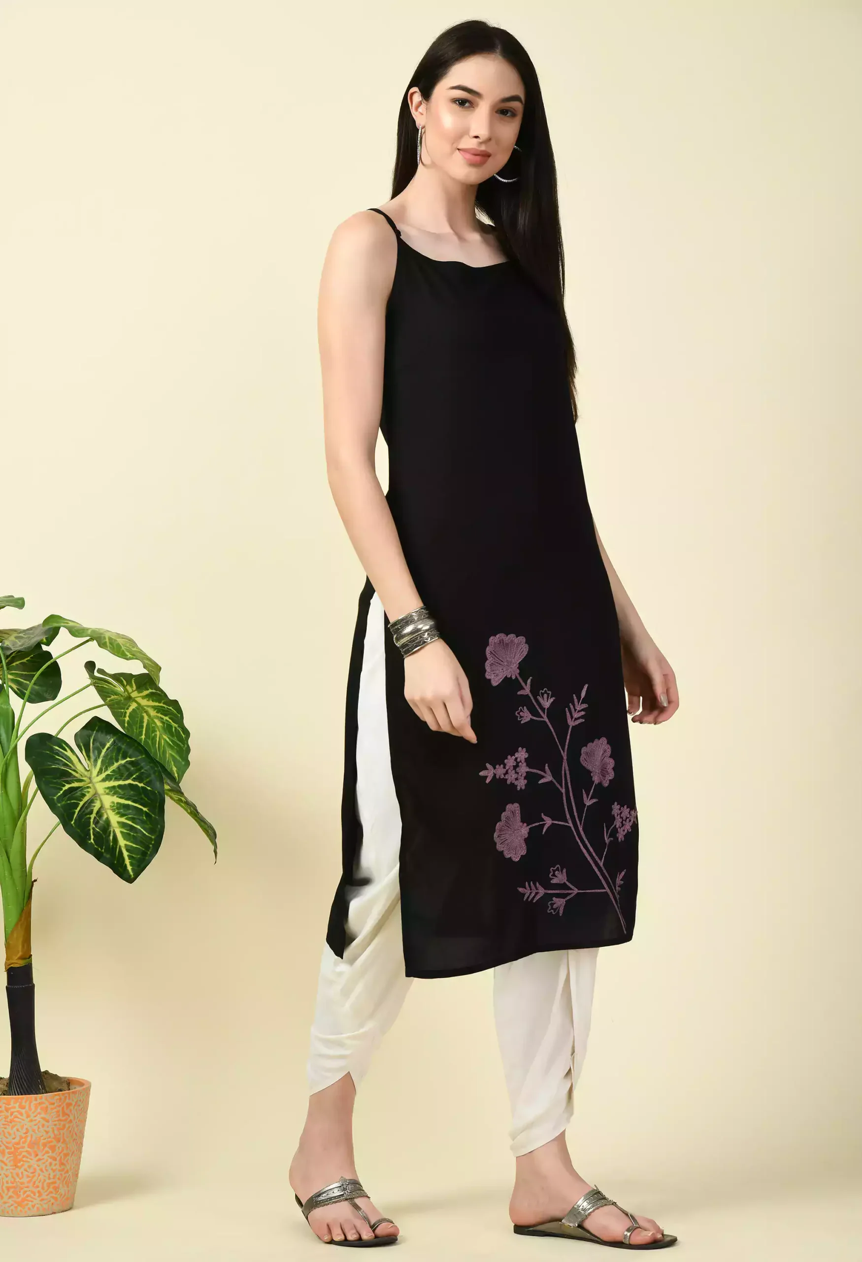 Black Pashmina Work Sleeveless Kurti - Image 6